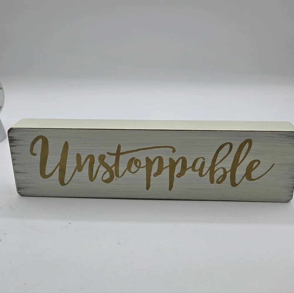 Home Decor In Rose Gold & Pink Inspirational Sign Light Up Globe Glitter Globe